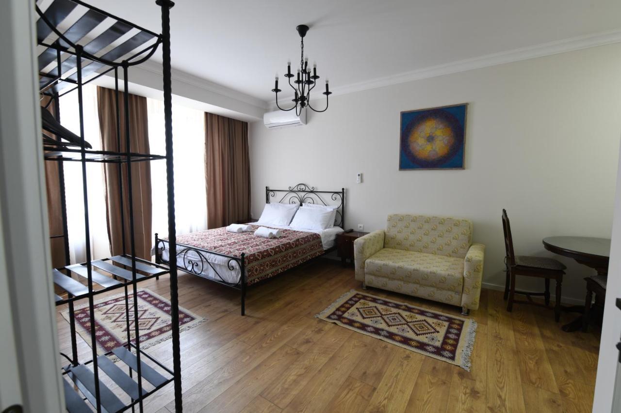 Batoni Apartments Tbilisi Eksteriør bilde